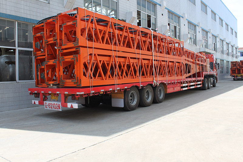 桅桿起重機(jī)